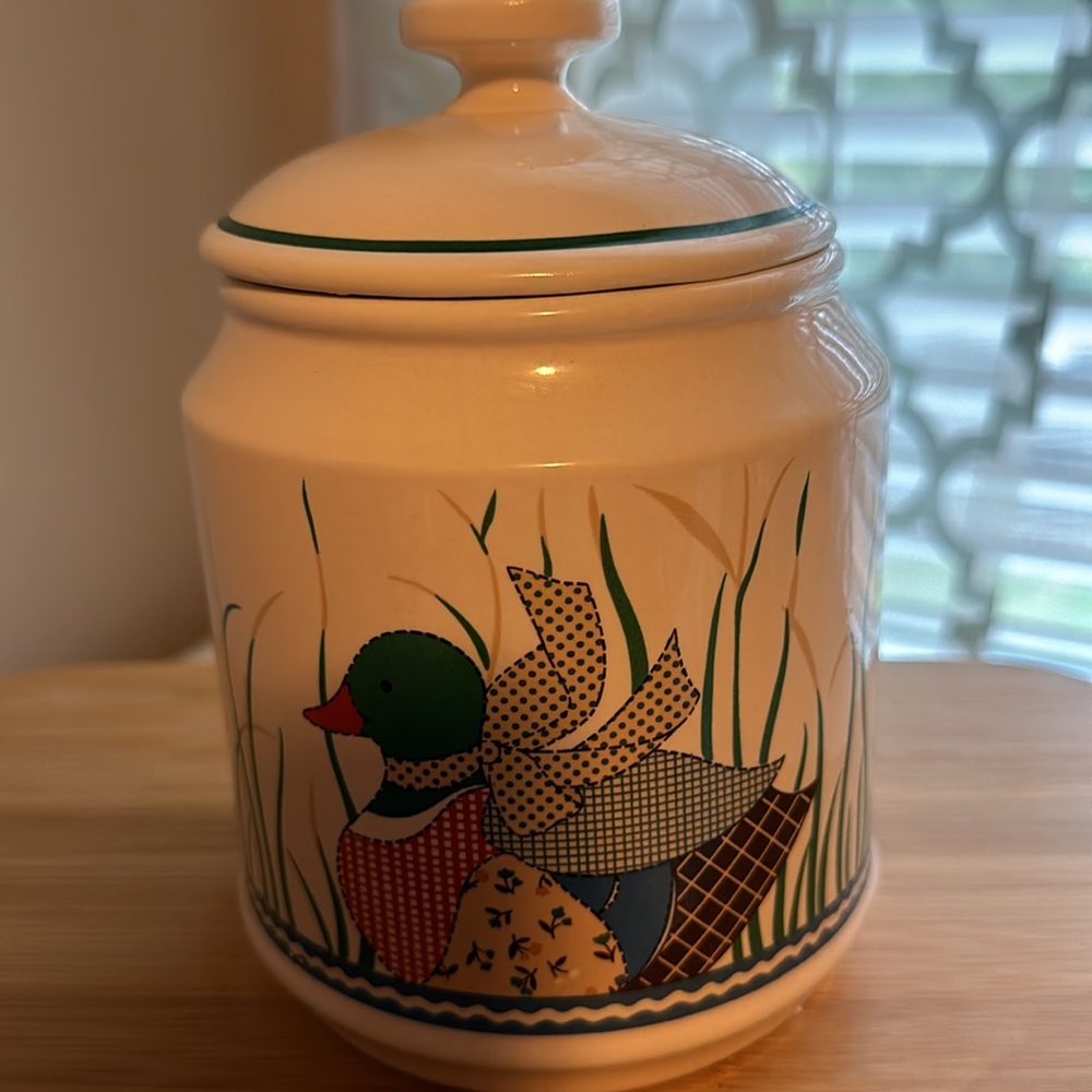 Vintage Japan Rustic Farmhouse CSC small canister - Picture 6 of 6